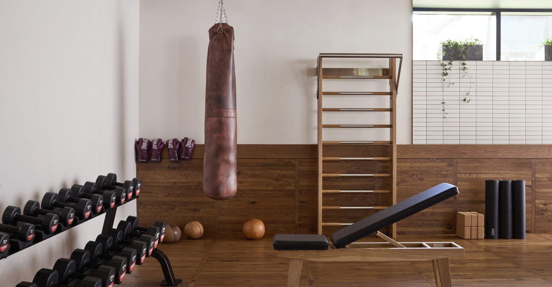 luxury hotel gym