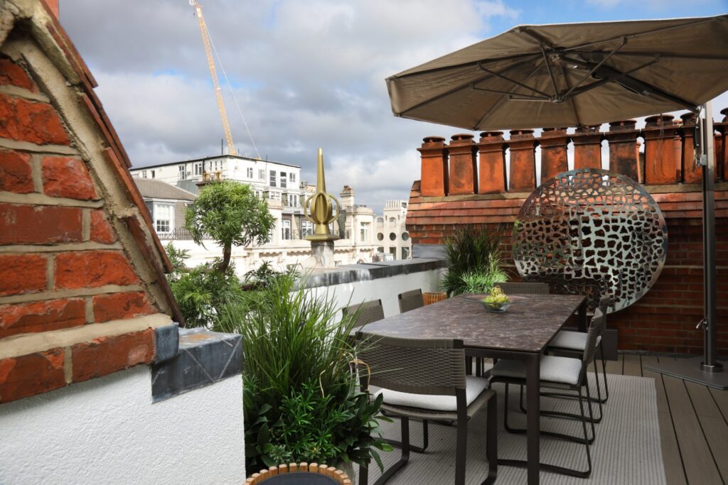 Mayfair Penthouse gallery image 2