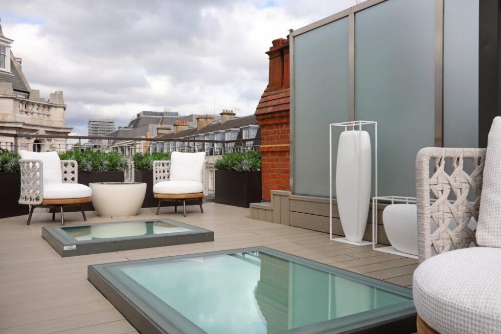 Mayfair Penthouse gallery image 3