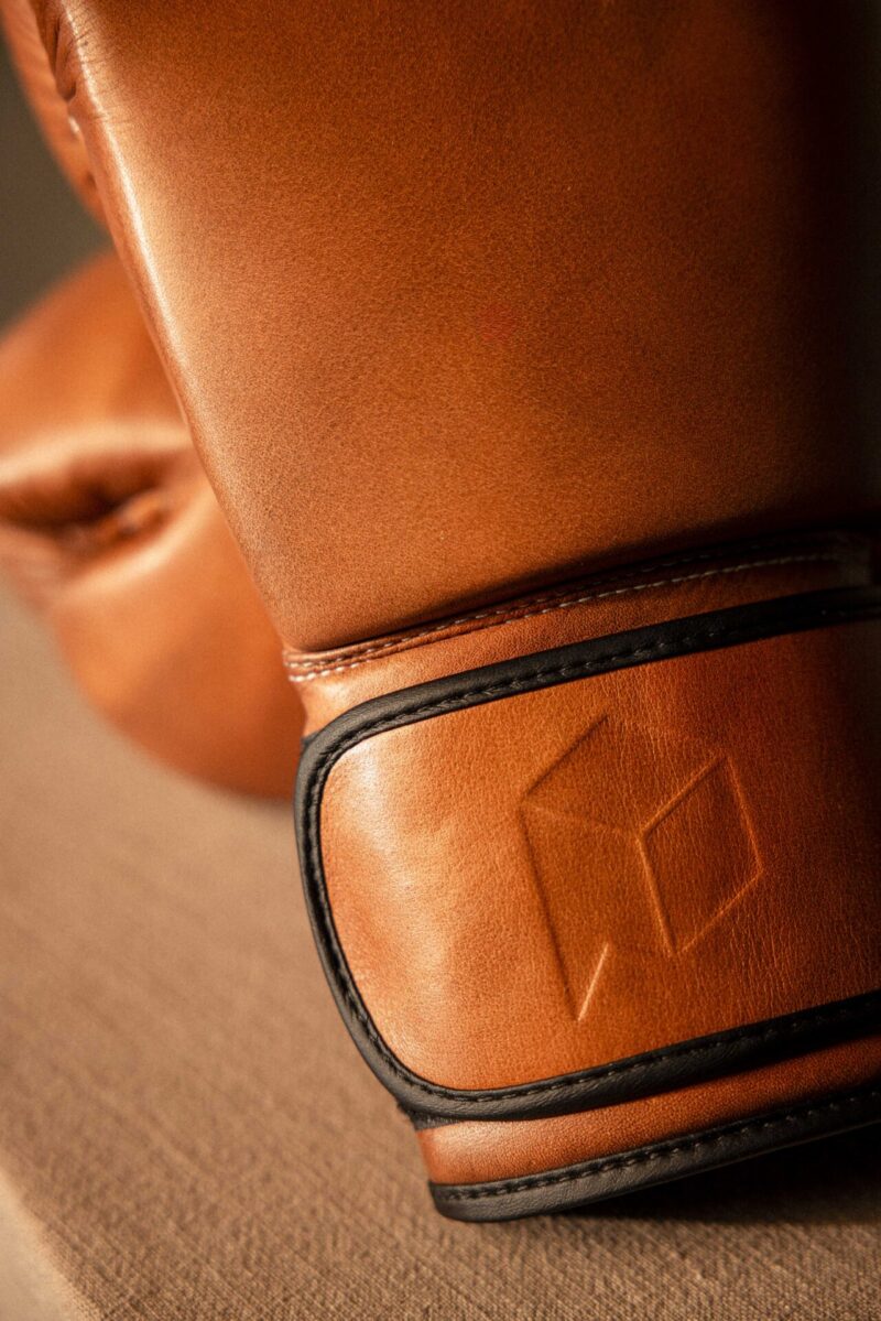 Luxury Retro Boxing Gloves - Image 2